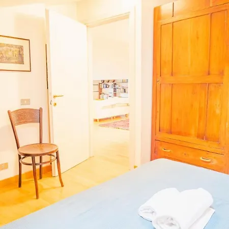 公寓 Mansarda Fontana Ferro - Italian Homing 维罗纳